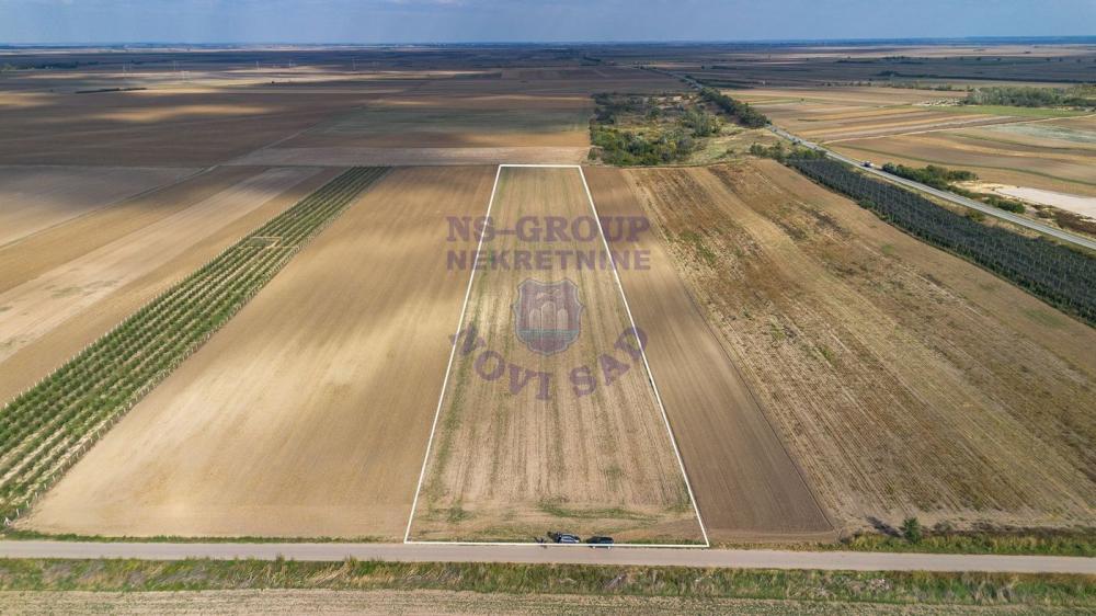 Slika 2 -  Plac na prodaju, Kać, 1.327.160€