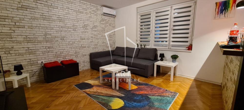 Glavna slika -Džordža Vašingtona, Jednosoban stan za izdavanje, 37m2, 550€