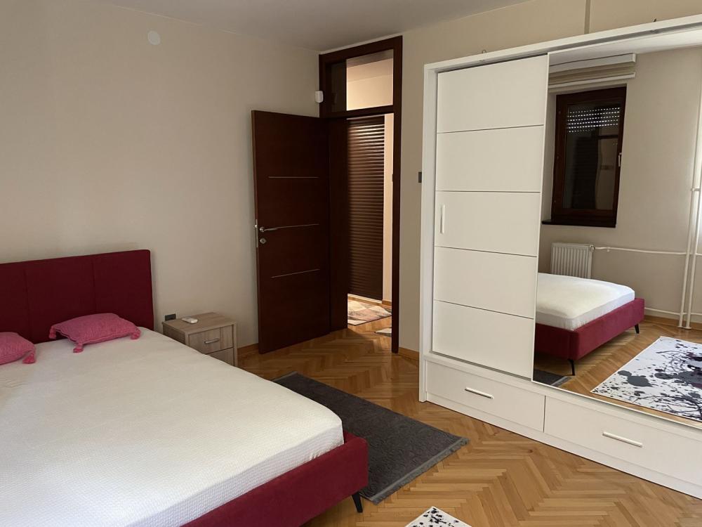Slika 6 - Kod Tehničkih fakulteta, Trosoban stan za izdavanje, 85m2, 500€