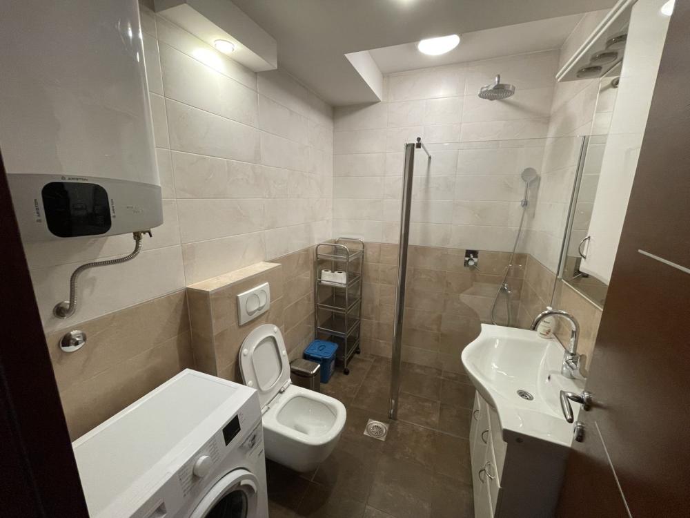 Slika 10 - Kod Tehničkih fakulteta, Trosoban stan za izdavanje, 85m2, 500€