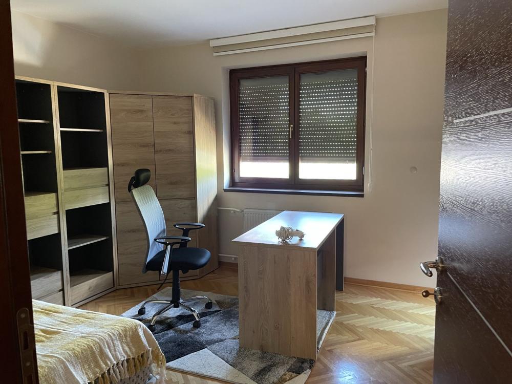 Slika 5 - Kod Tehničkih fakulteta, Trosoban stan za izdavanje, 85m2, 500€