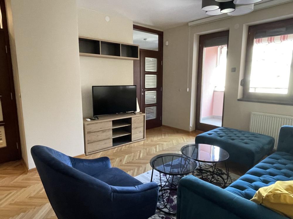 Glavna slika -Kod Tehničkih fakulteta, Trosoban stan za izdavanje, 85m2, 500€