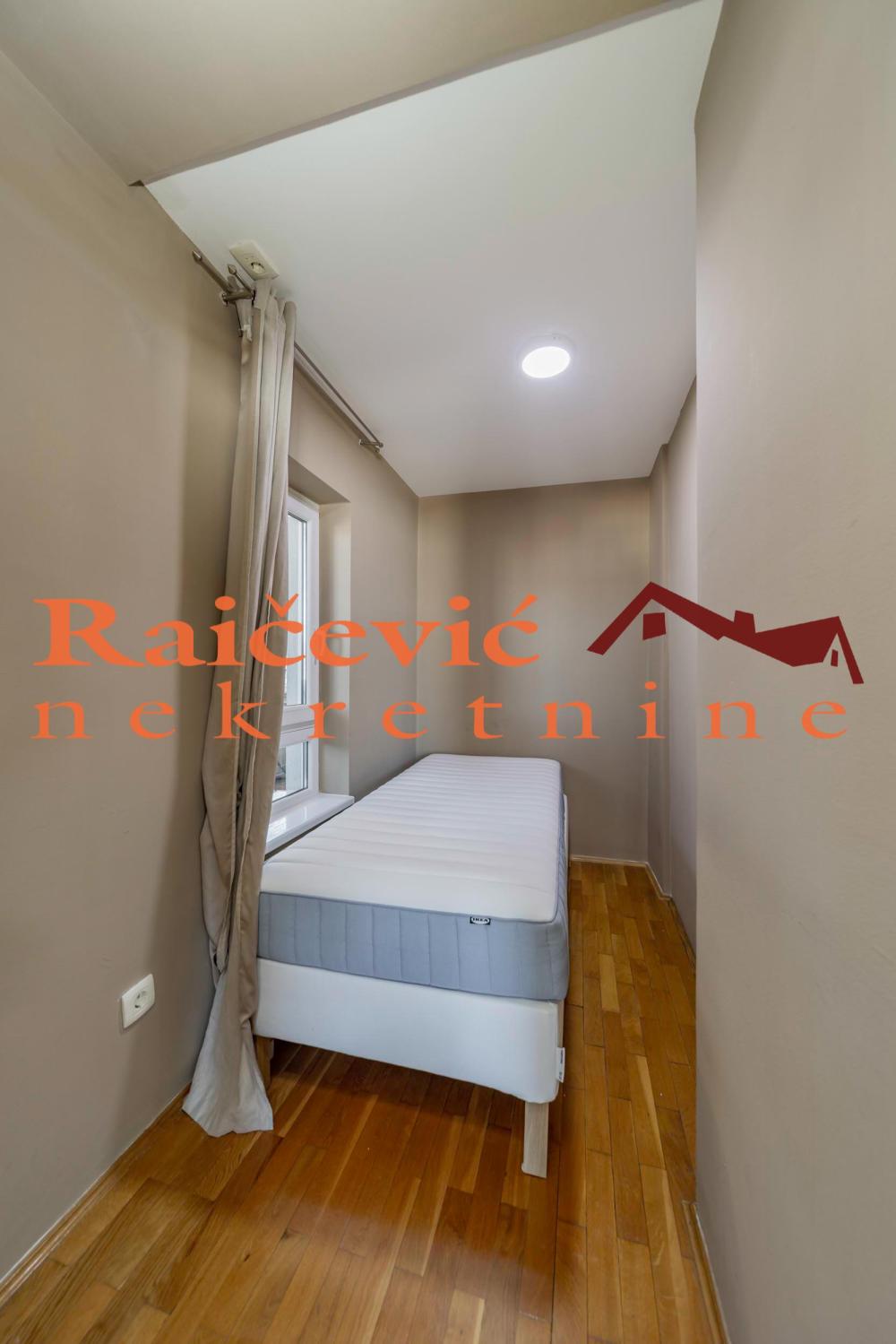 Slika 6 - Djevdjelijska, Četvorosoban stan na prodaju, 160m2, 410.000€