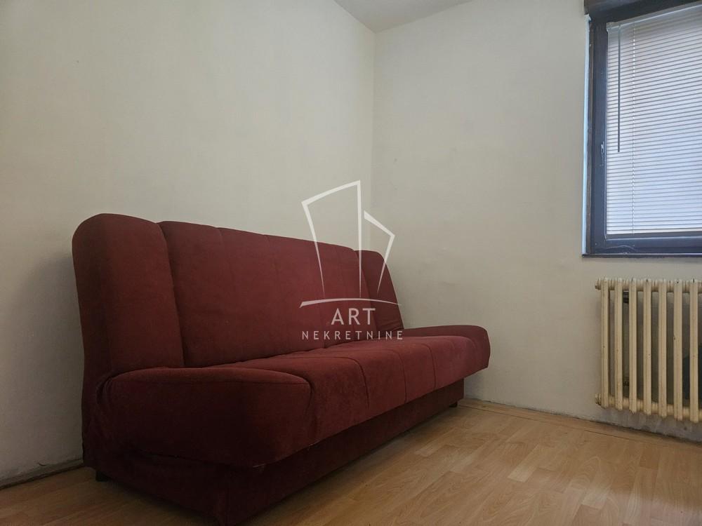 Slika 3 - Slobodana Jovanovića, Trosoban stan za izdavanje, 85m2, 500€