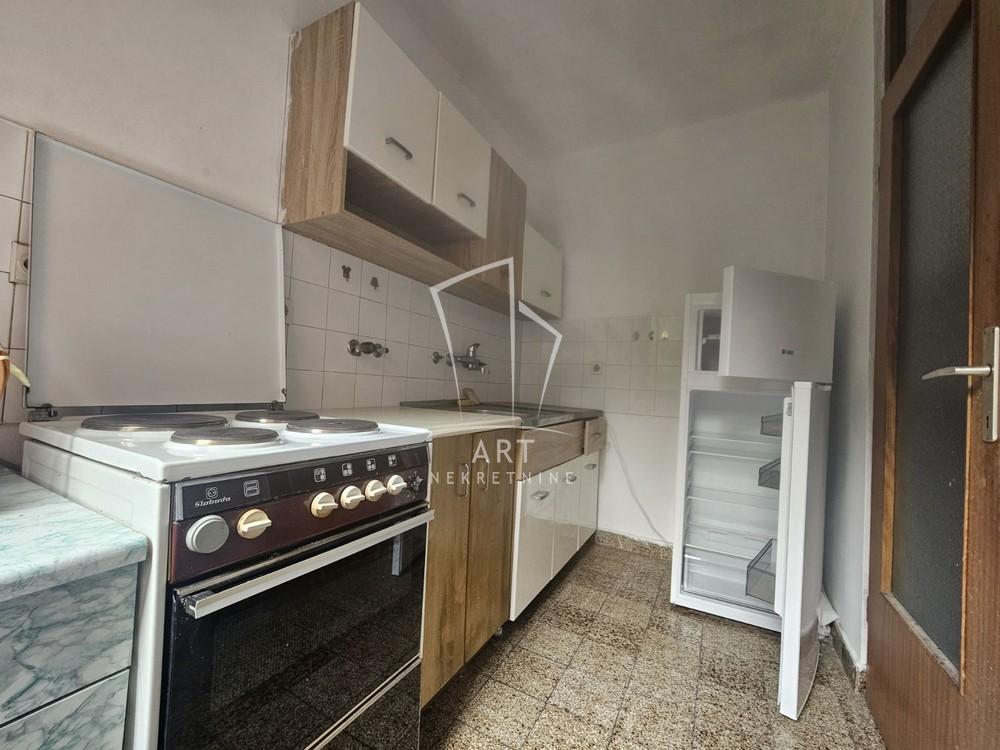 Slika 5 - Slobodana Jovanovića, Trosoban stan za izdavanje, 85m2, 500€
