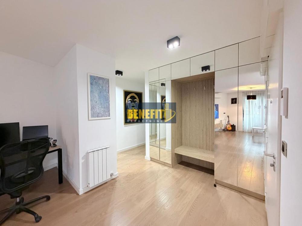 Slika 10 - Četvorosoban stan za izdavanje, 93m2, 1.900€