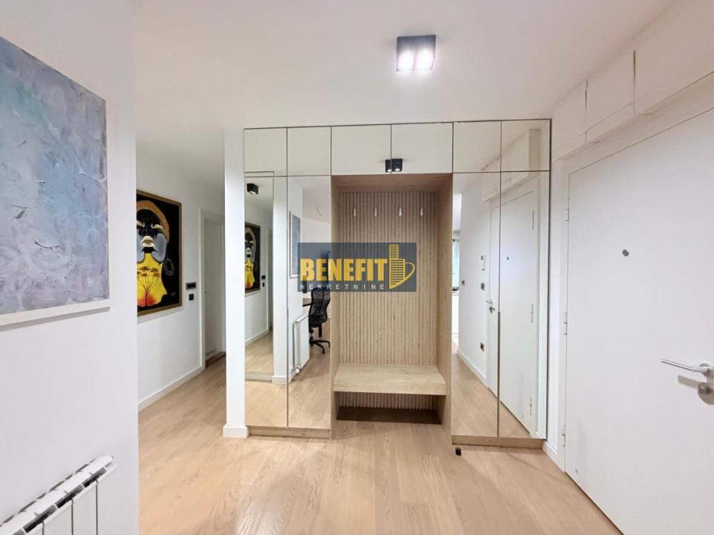 Slika 9 - Četvorosoban stan za izdavanje, 93m2, 1.900€