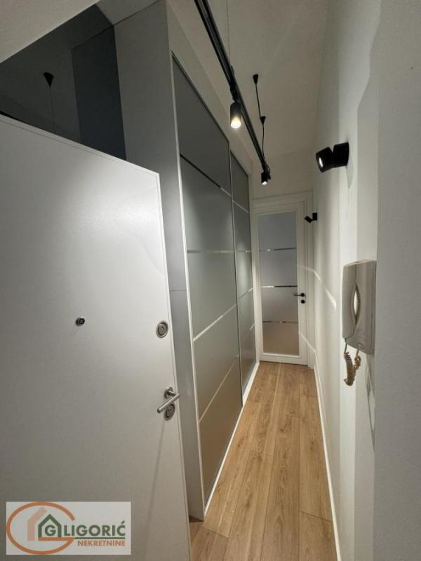 Slika 3 - Cara Dušana, Jednoiposoban stan na prodaju, 33m2, 220.000€