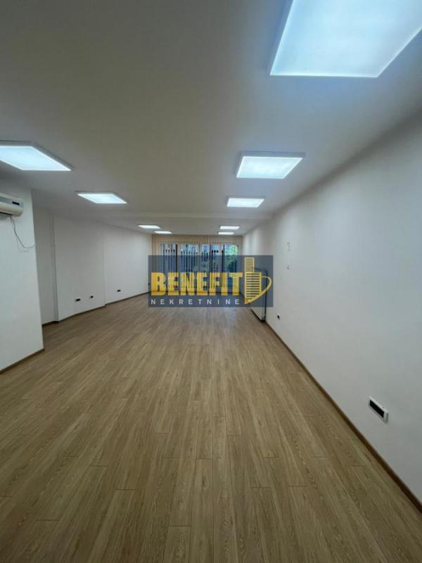 Glavna slika -Trosoban stan za izdavanje, 72m2, 1.400€