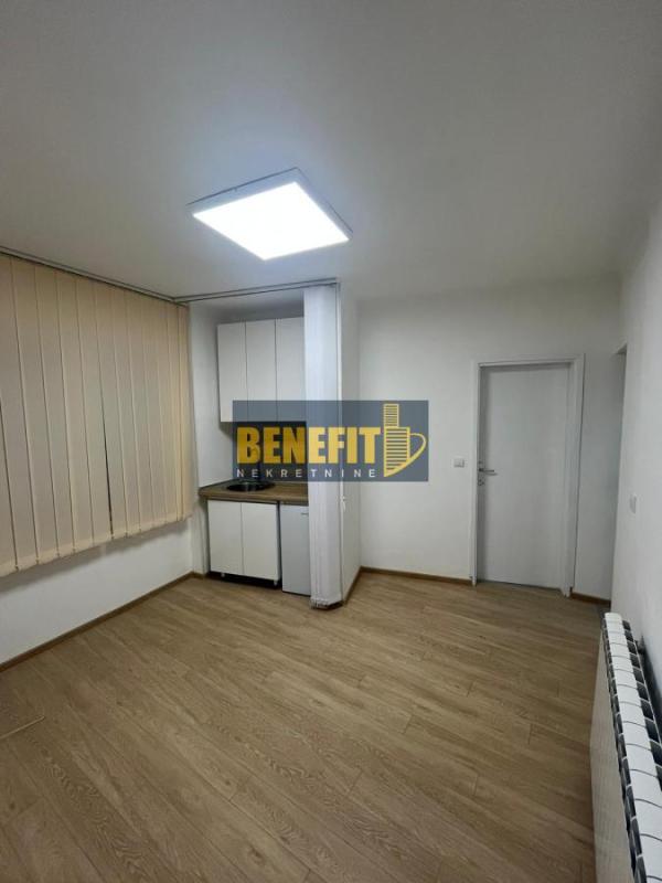 Slika 5 - Trosoban stan za izdavanje, 72m2, 1.400€
