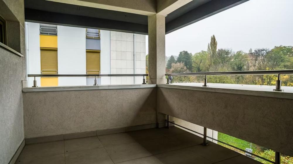 Slika 9 - Kuća za izdavanje, 400m2, 6.000€