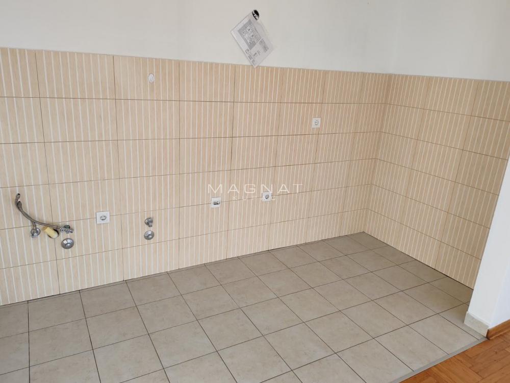 Slika 6 - Četvorosoban stan na prodaju, 92m2, 155.000€