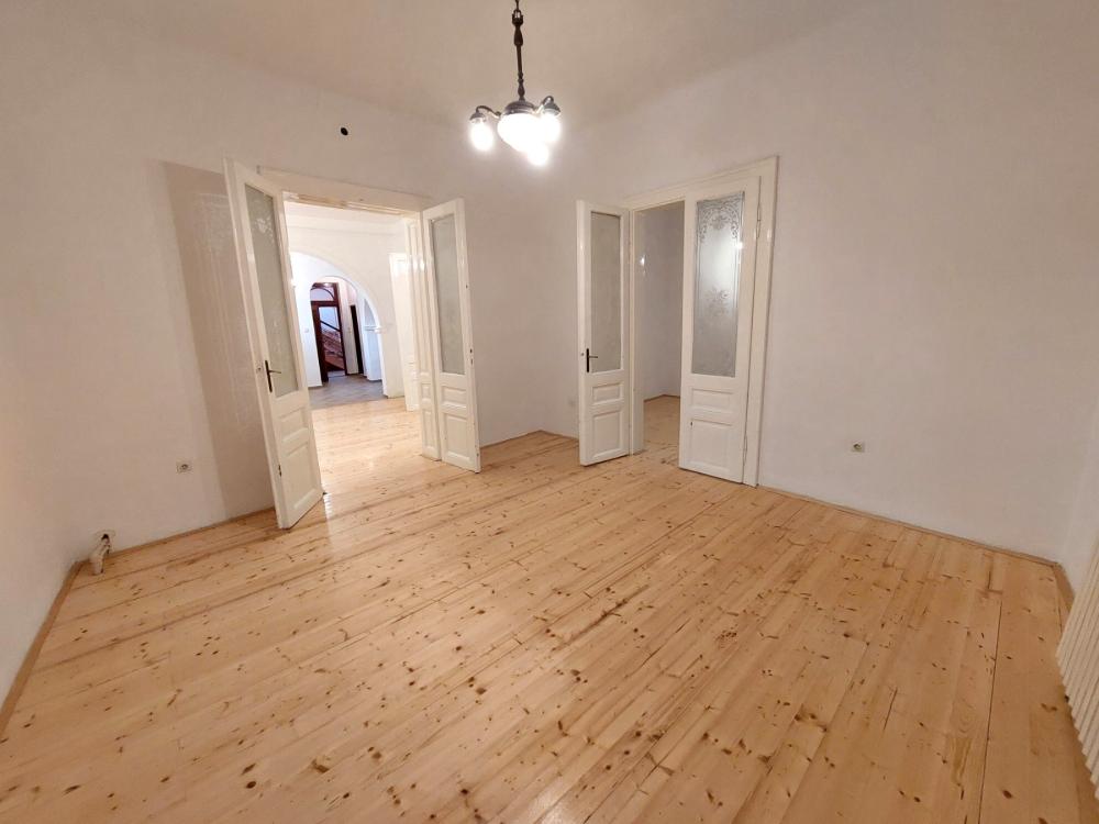 Slika 7 -  Kuća za izdavanje, 2.600€