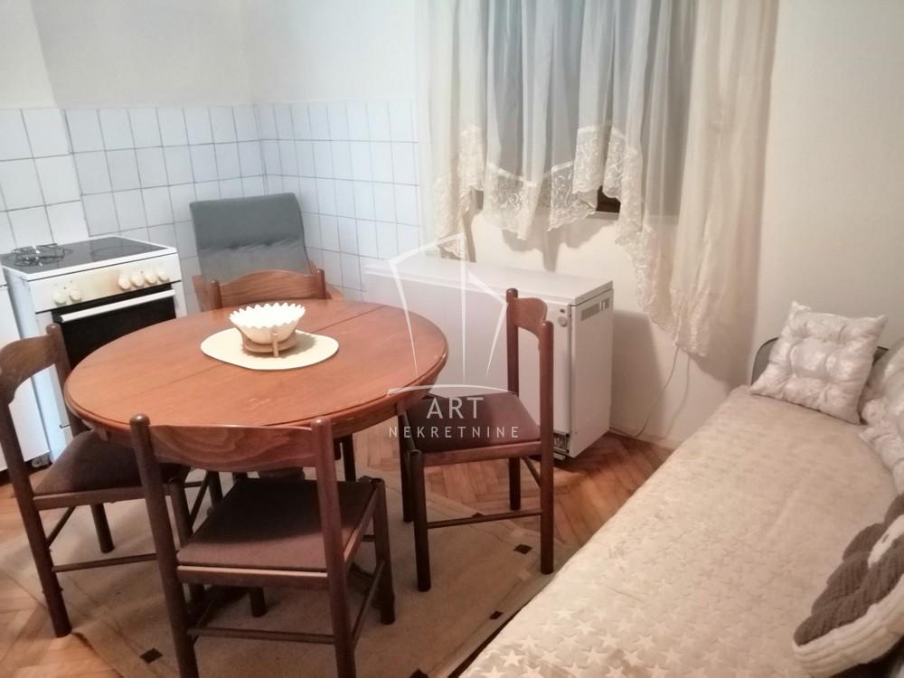 Slika 5 - Barska, Dvosoban stan za izdavanje, 66m2, 400€