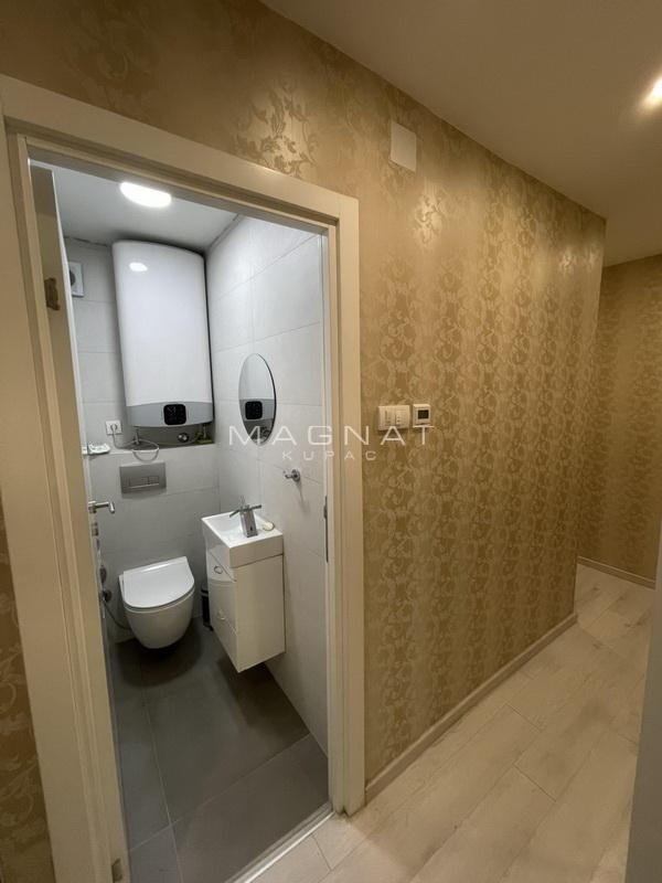 Slika 10 - Simićeva, Troiposoban stan za izdavanje, 100m2, 1.850€