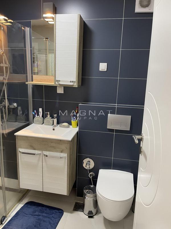 Slika 7 - Simićeva, Troiposoban stan za izdavanje, 100m2, 1.850€