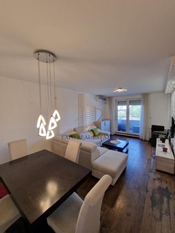 Slika 1 - Trosoban stan na prodaju, 86m2, 249.400€