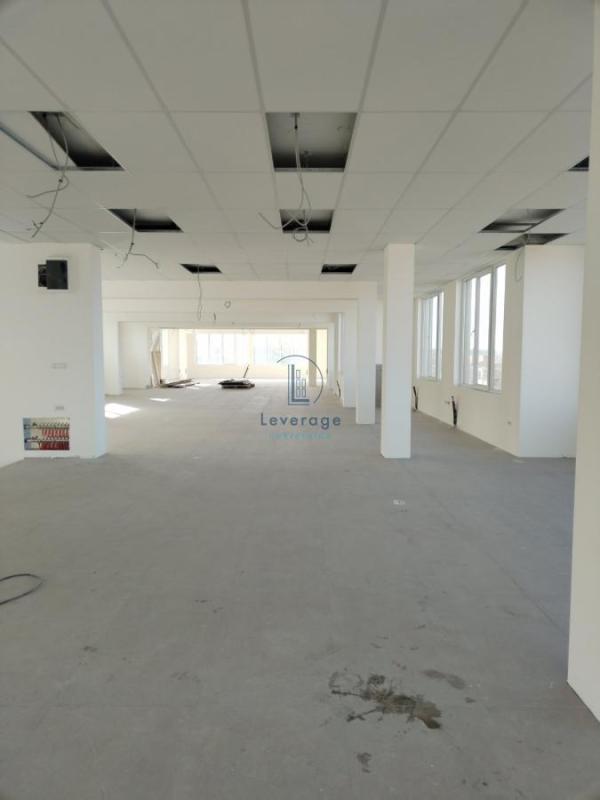 Slika 1 -  Lokal za izdavanje, 1200m2, 12.000€