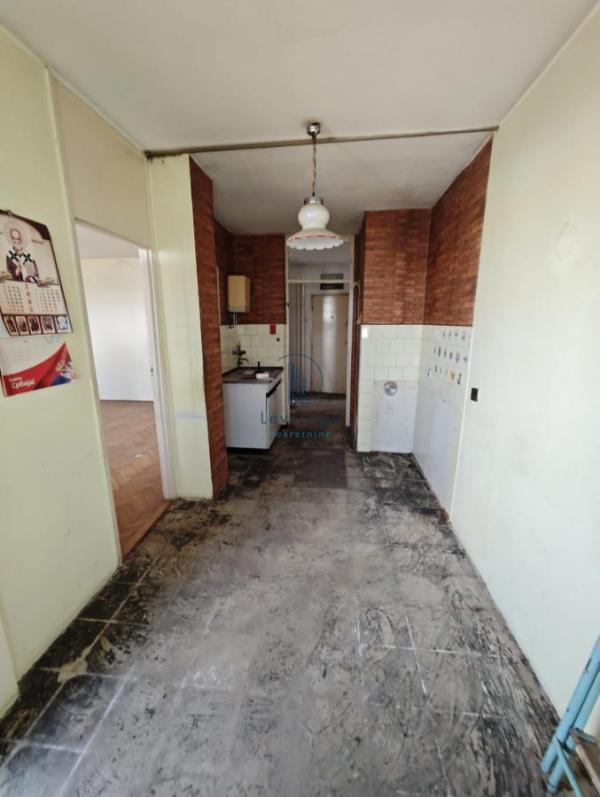 Slika 4 - Bulevar Arsenija Čarnojevića, Četvorosoban stan na prodaju, 105m2, 245.000€