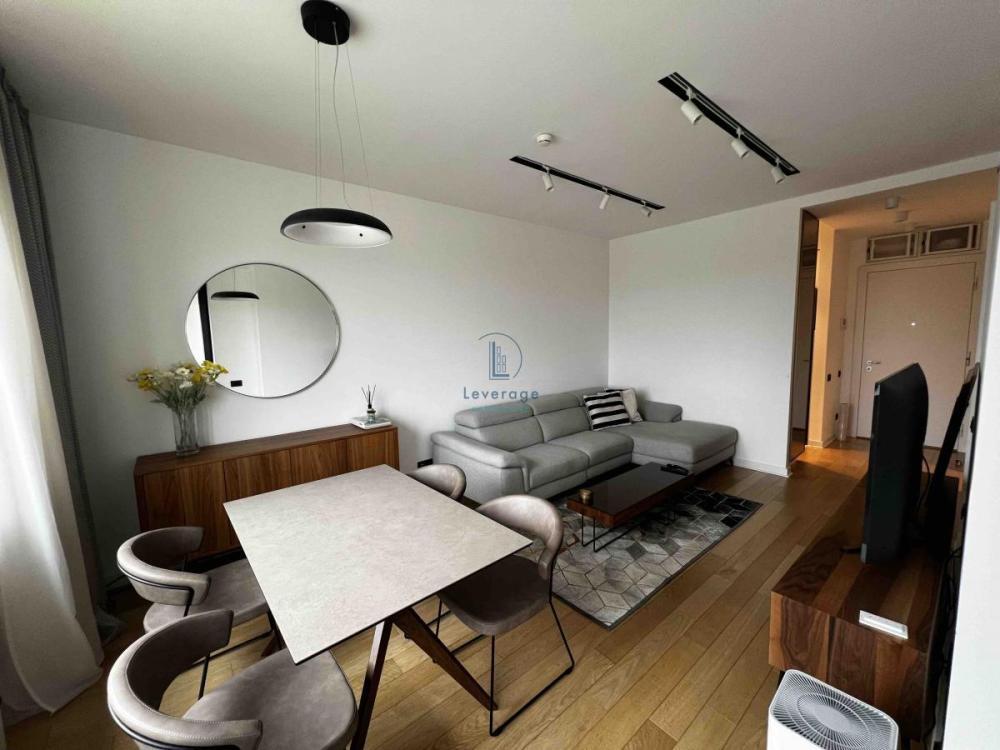 Glavna slika -Jurija Gagarina, Dvosoban stan za izdavanje, 55m2, 1.100€