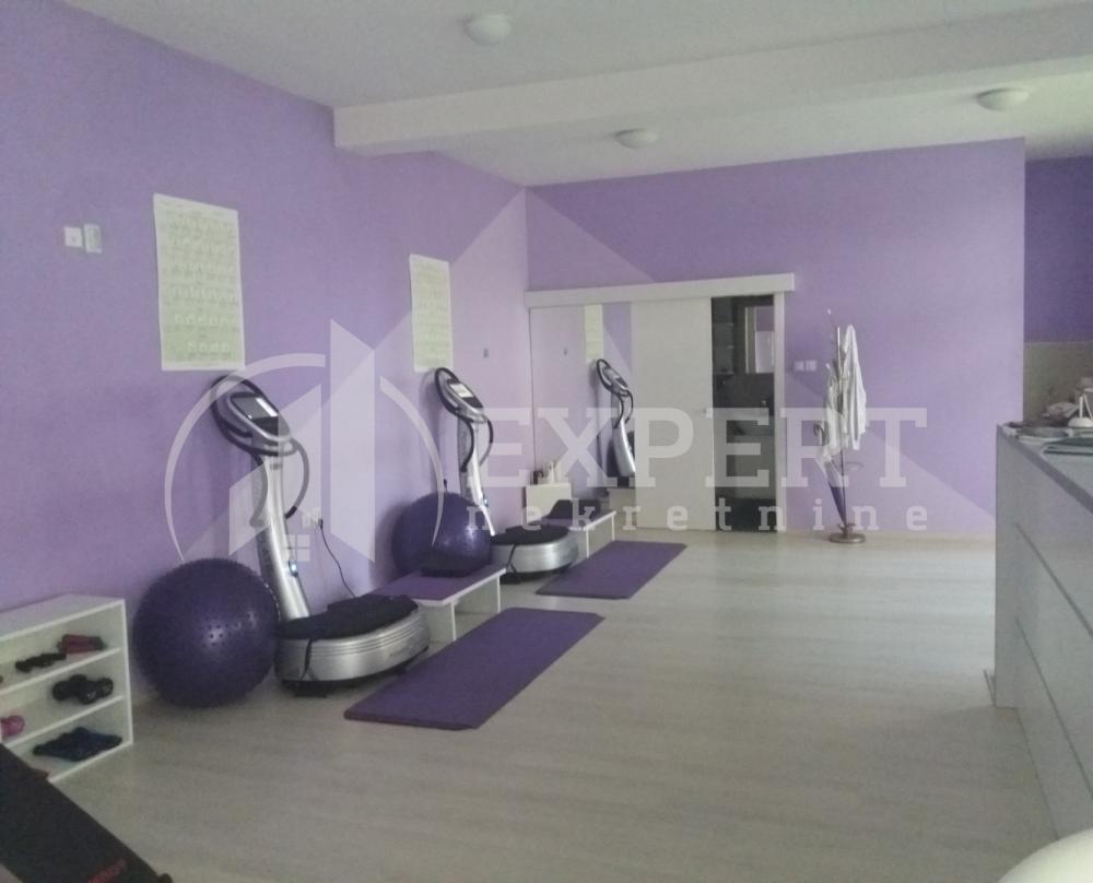 Slika 1 - Studenička,  Lokal za izdavanje, 65m2, 600€