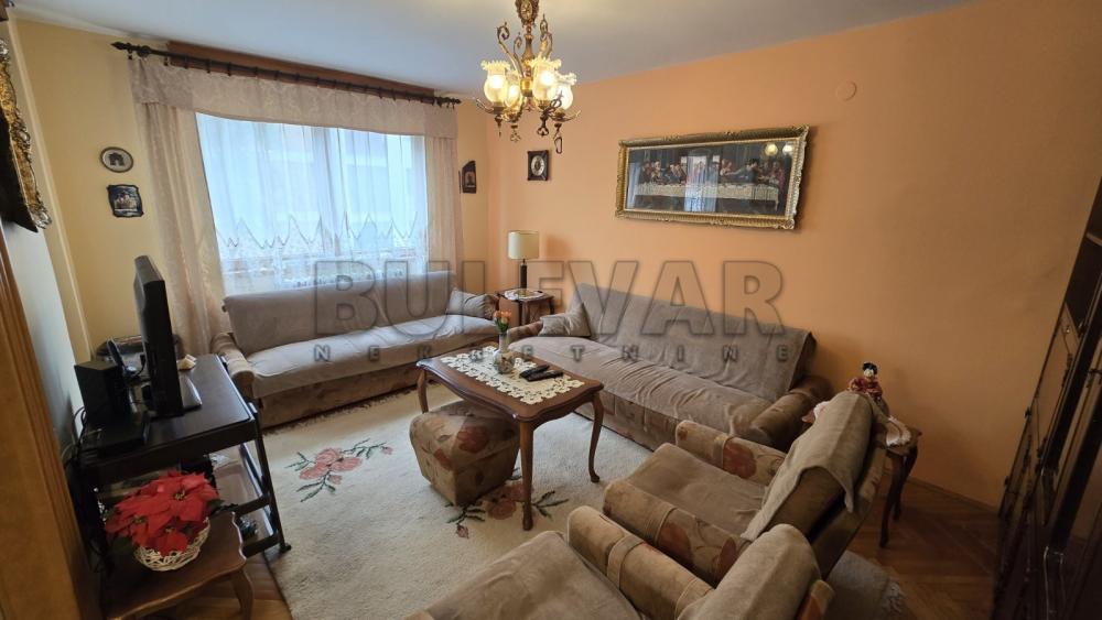 Glavna slika -Oblačića Rada, Dvoiposoban stan za izdavanje, 70m2, 380€