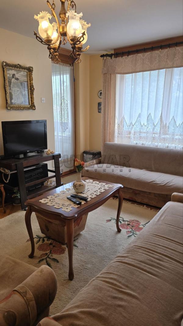 Slika 1 - Oblačića Rada, Dvoiposoban stan za izdavanje, 70m2, 380€