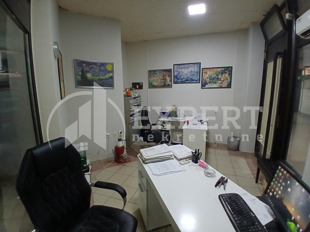 Slika 2 - Cara Dušana,  Lokal na prodaju, 16m2, 20.000€