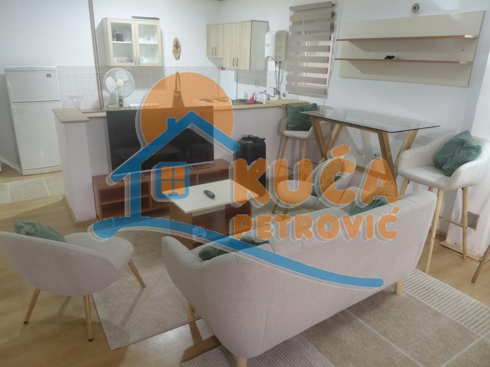 Glavna slika -Momčila Mitića, Jednosoban stan za izdavanje, 40m2, 300€