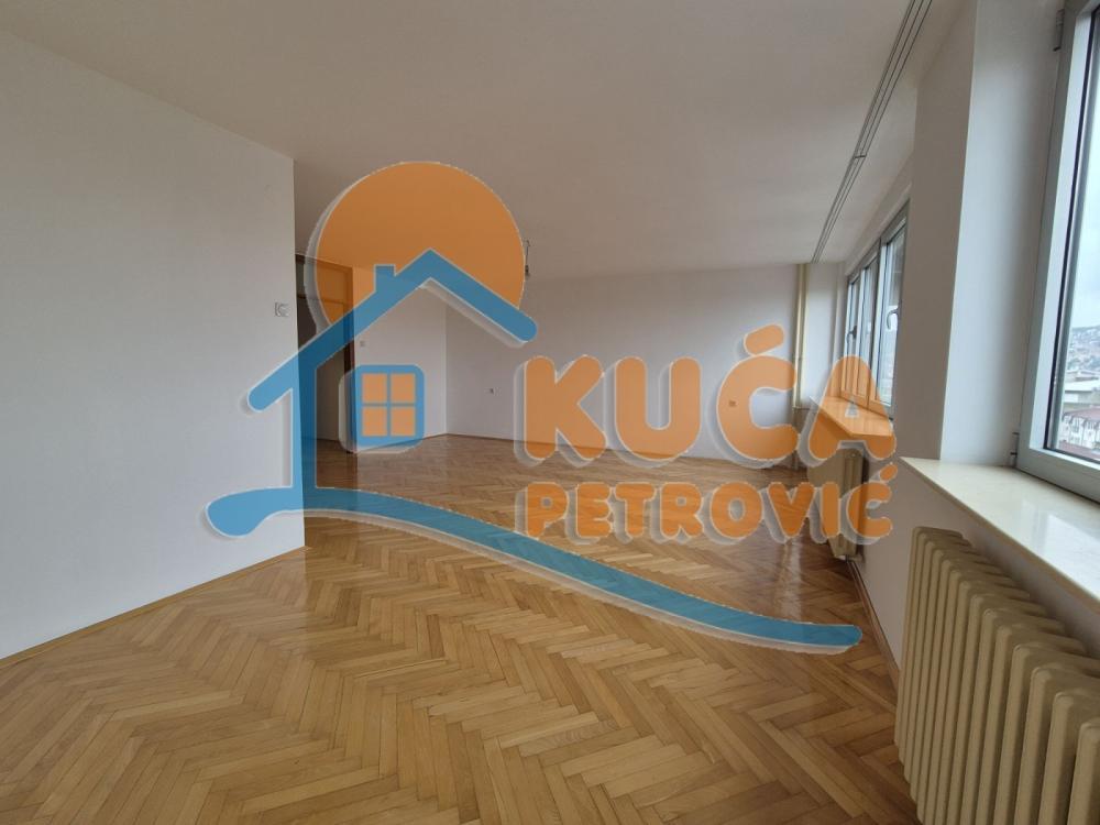 Glavna slika -Cara Dušana, Četvorosoban stan za izdavanje, 95m2, 600€