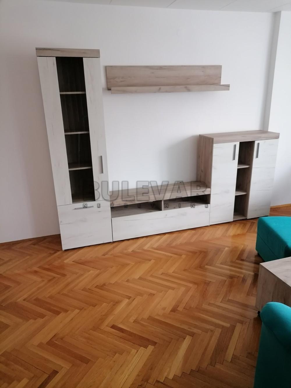 Glavna slika -Bulevar Nemanjića, Trosoban stan za izdavanje, 80m2, 400€