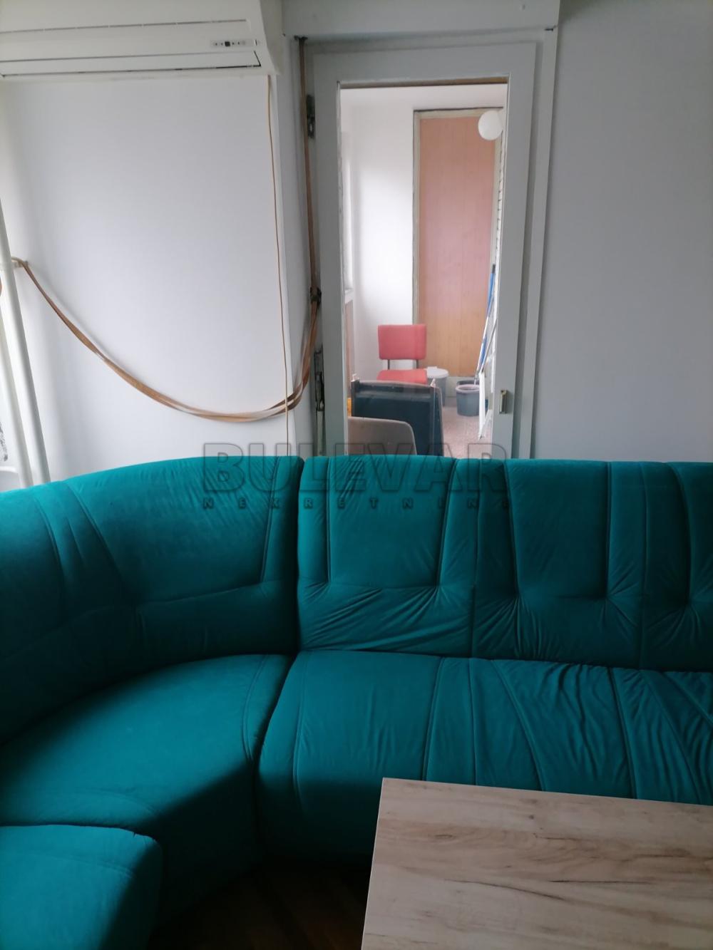 Slika 3 - Bulevar Nemanjića, Trosoban stan za izdavanje, 80m2, 400€