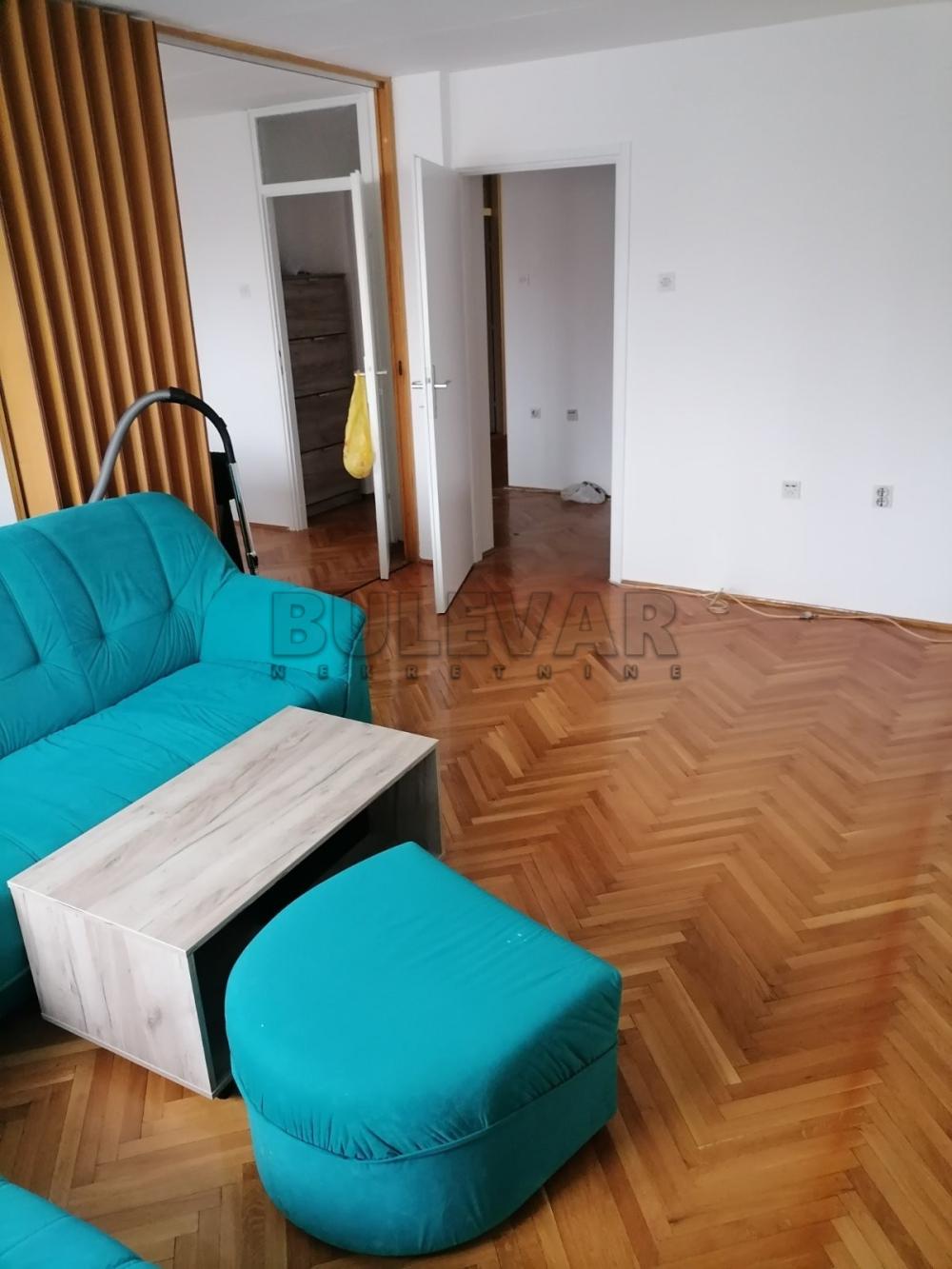 Slika 2 - Bulevar Nemanjića, Trosoban stan za izdavanje, 80m2, 400€