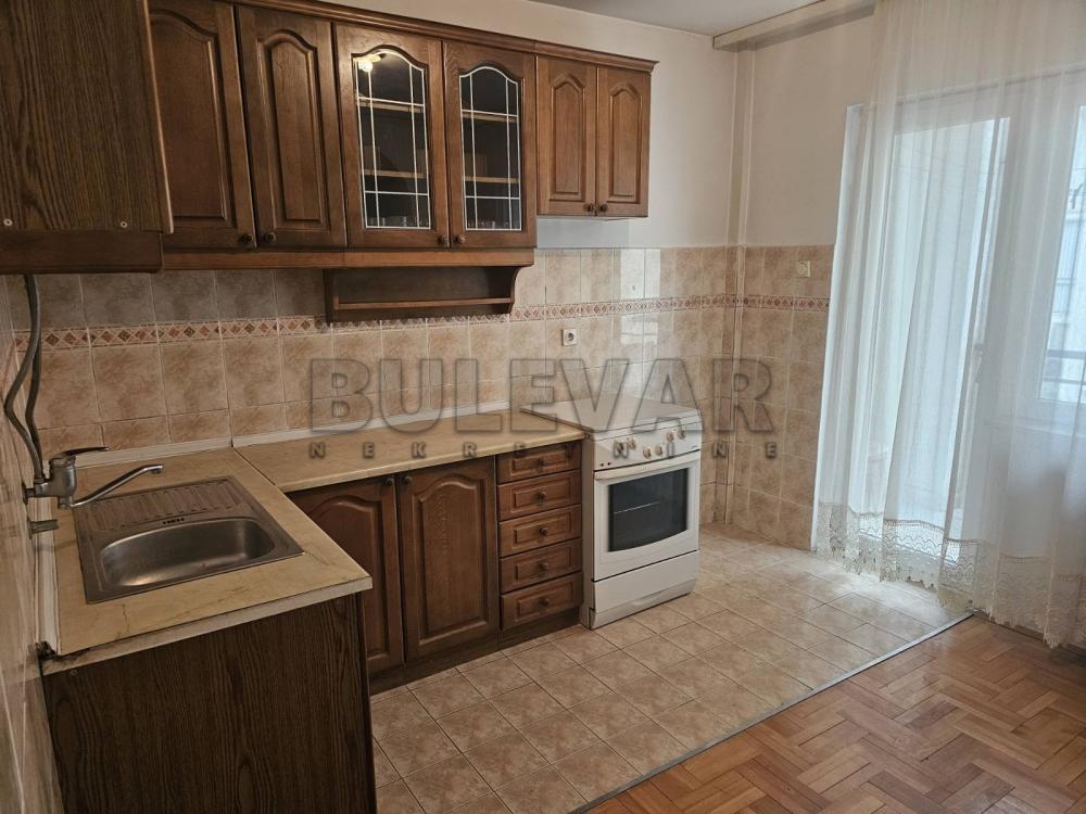 Slika 3 - Kneza Mihaila Obrenovića, Dvosoban stan na prodaju, 60m2, 100.000€