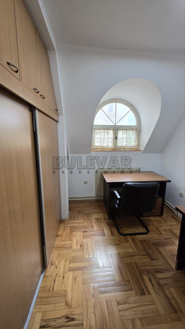 Slika 8 - Karadžićeva,  Kuća za izdavanje, 70m2, 390€