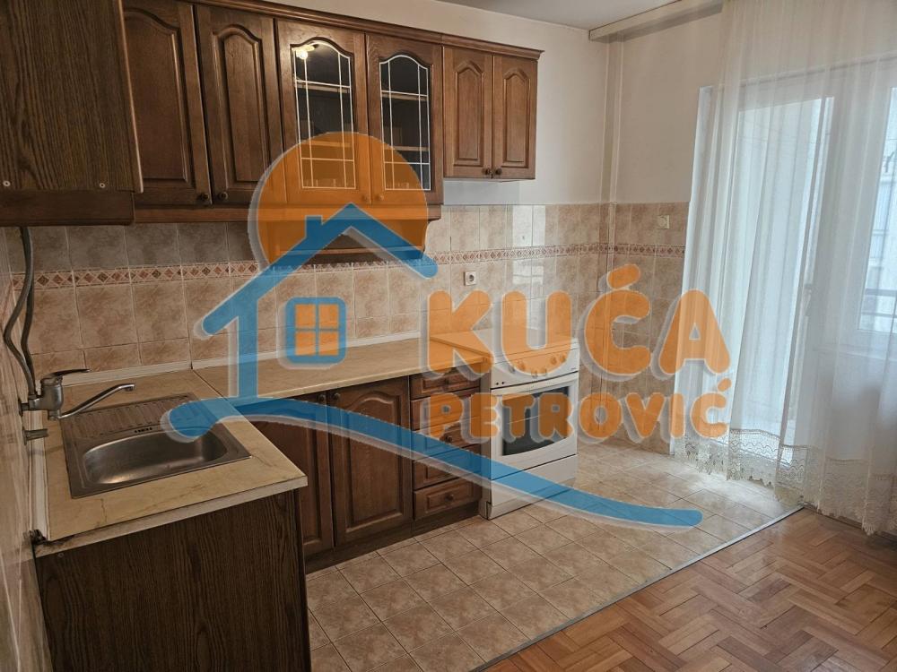 Slika 3 - Kneza Mihaila Obrenovića, Dvosoban stan na prodaju, 60m2, 100.000€