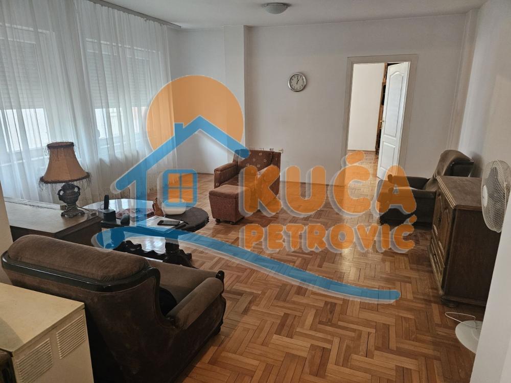 Slika 1 - Kneza Mihaila Obrenovića, Dvosoban stan na prodaju, 60m2, 100.000€