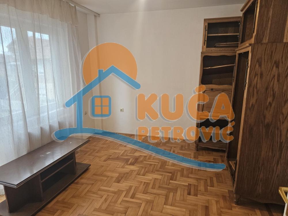 Slika 4 - Kneza Mihaila Obrenovića, Dvosoban stan na prodaju, 60m2, 100.000€