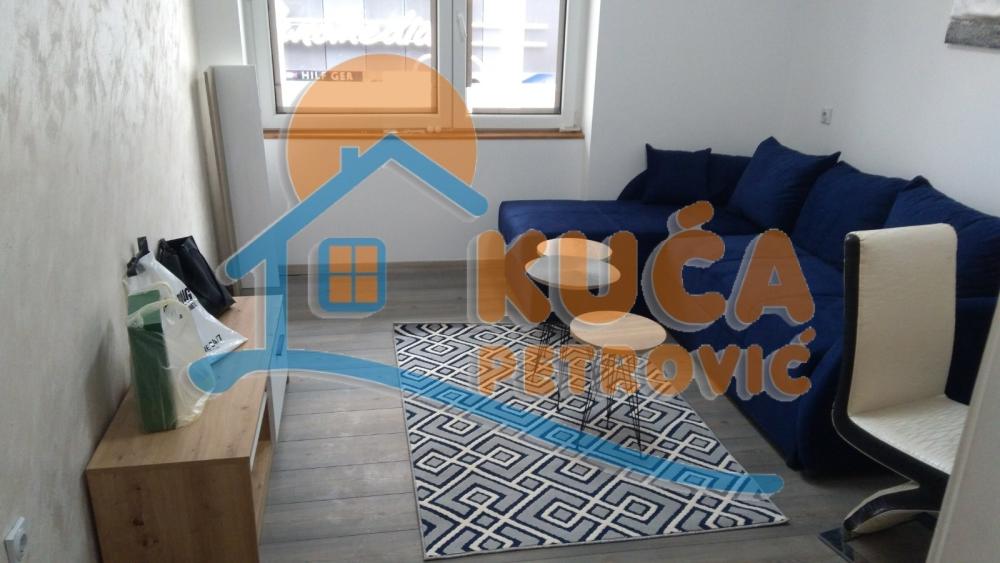 Slika 7 - Obrenovićeva, Jednosoban stan za izdavanje, 41m2, 350€