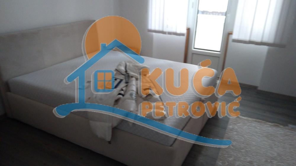 Slika 8 - Obrenovićeva, Jednosoban stan za izdavanje, 41m2, 350€
