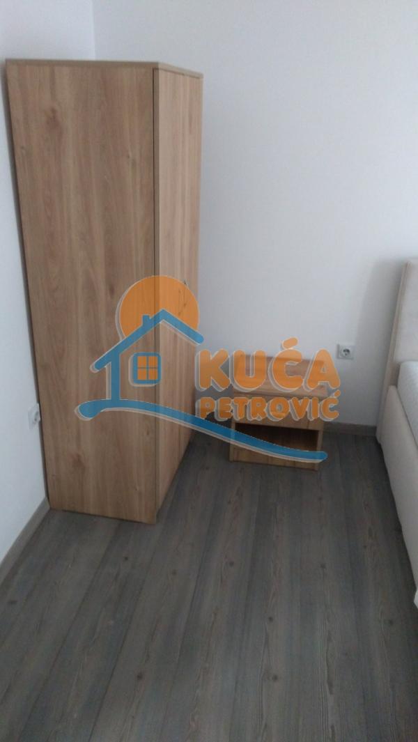 Slika 10 - Obrenovićeva, Jednosoban stan za izdavanje, 41m2, 350€