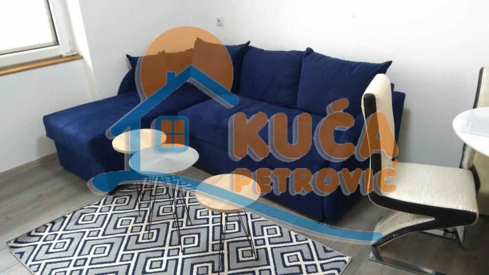 Slika 9 - Obrenovićeva, Jednosoban stan za izdavanje, 41m2, 350€