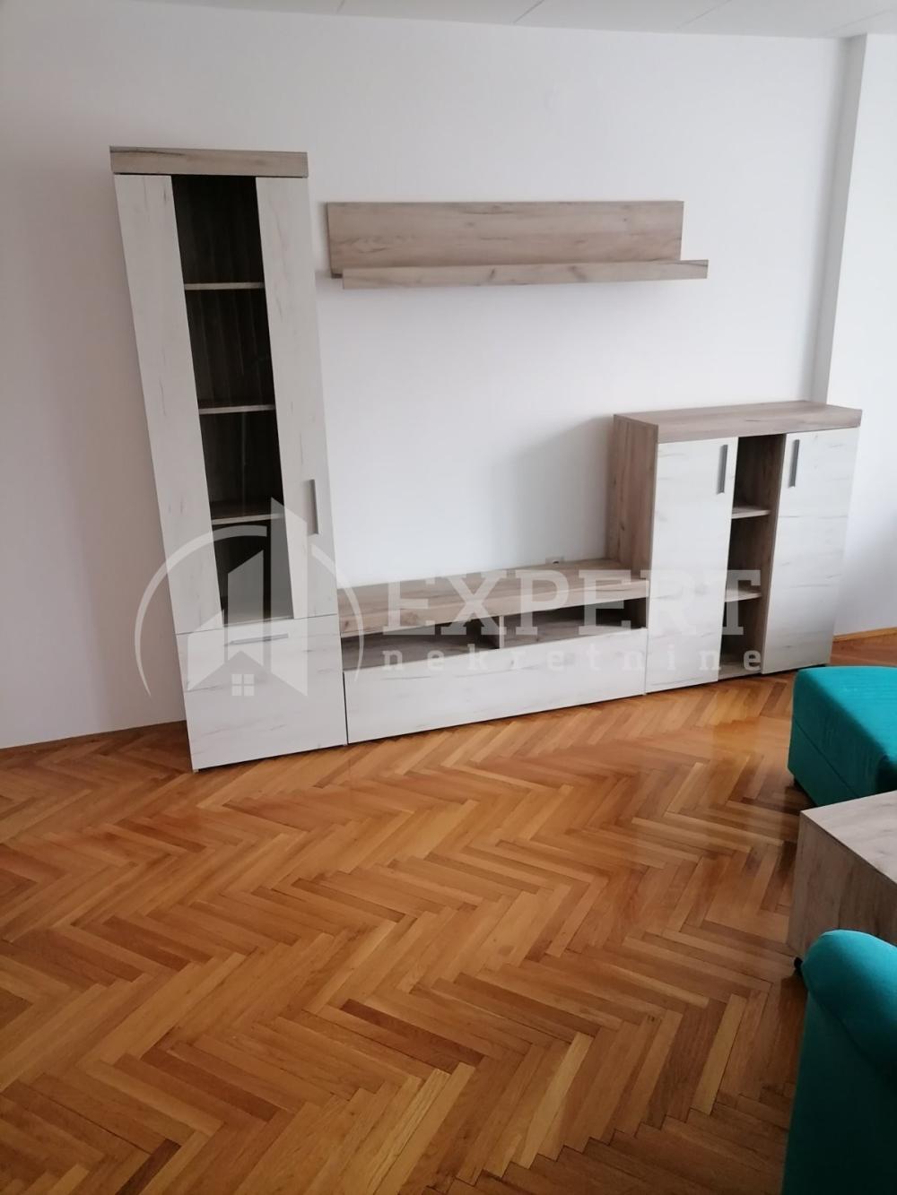 Glavna slika -Bulevar Nemanjića, Trosoban stan za izdavanje, 80m2, 400€