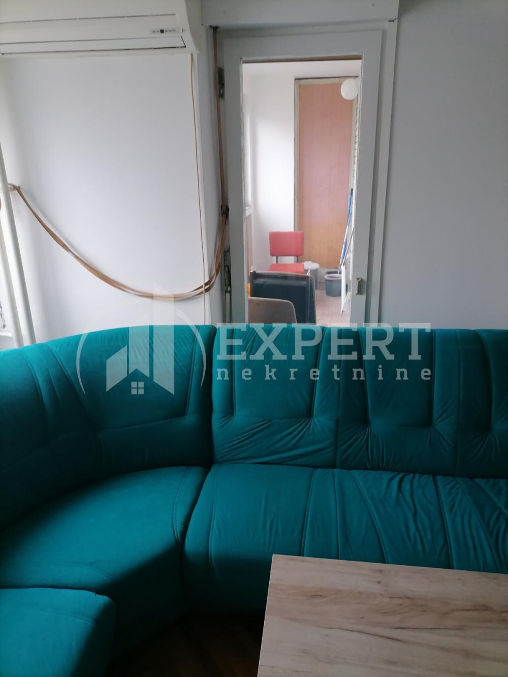 Slika 3 - Bulevar Nemanjića, Trosoban stan za izdavanje, 80m2, 400€