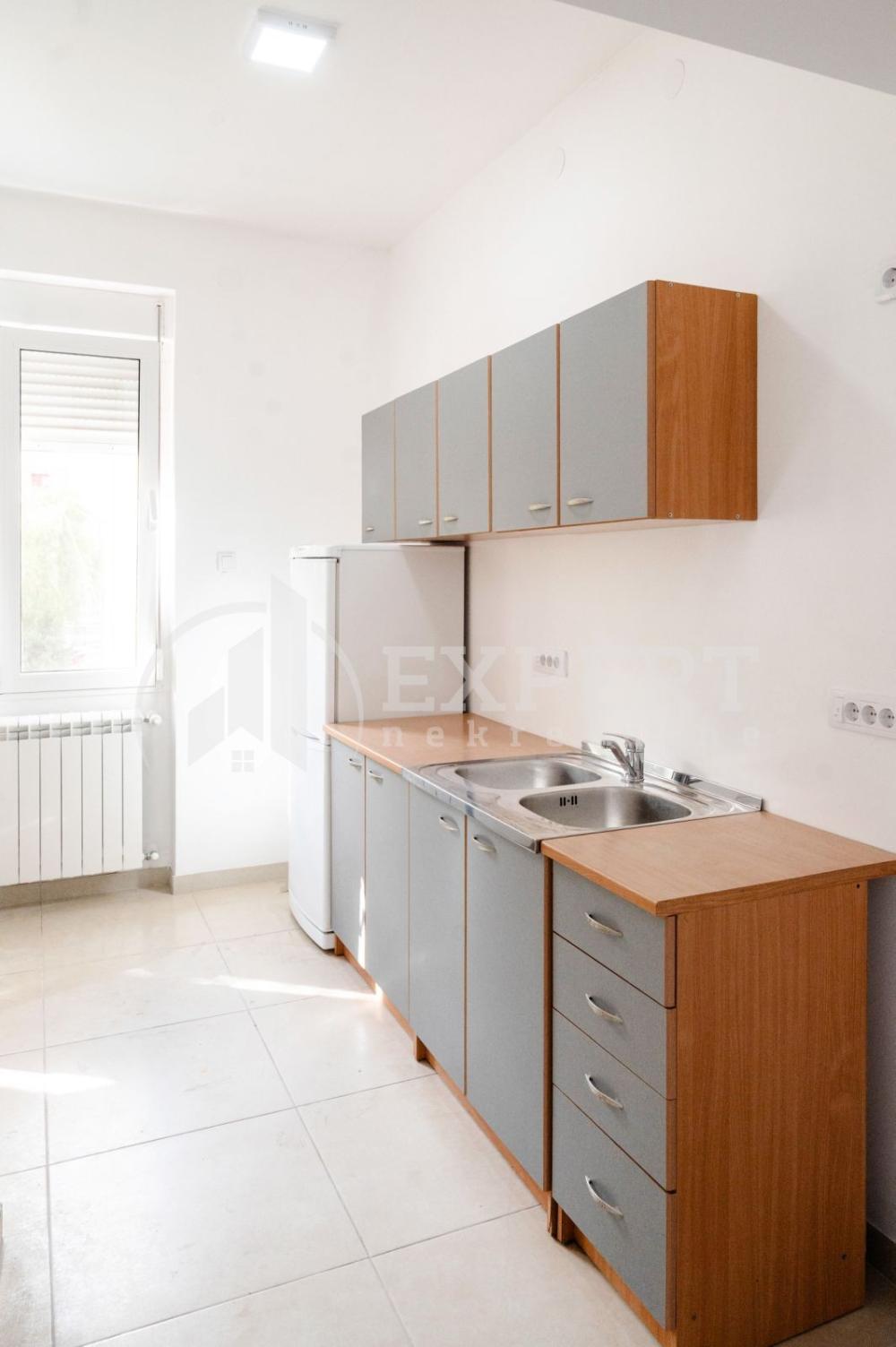 Slika 1 - Božidarčeva, Dvosoban stan za izdavanje, 48m2, 390€