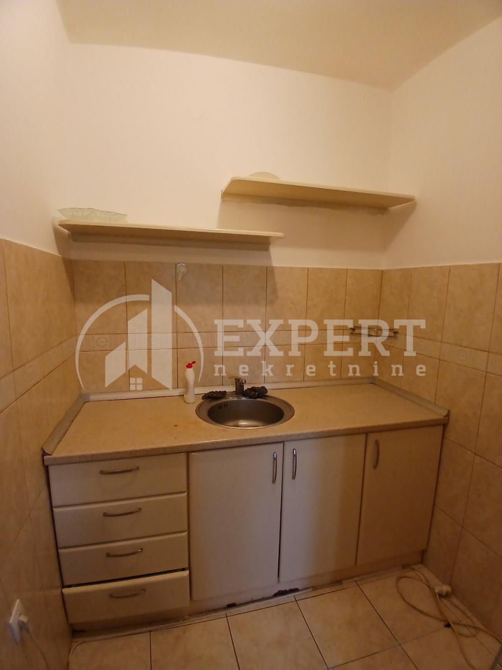 Slika 4 - Romanijska, Dvoiposoban stan za izdavanje, 72m2, 350€