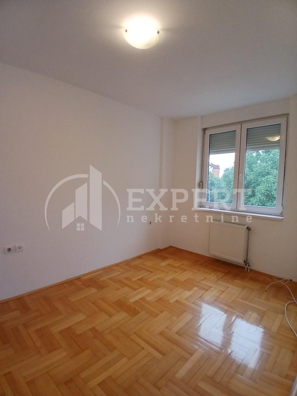 Slika 8 - Romanijska, Dvoiposoban stan za izdavanje, 72m2, 350€