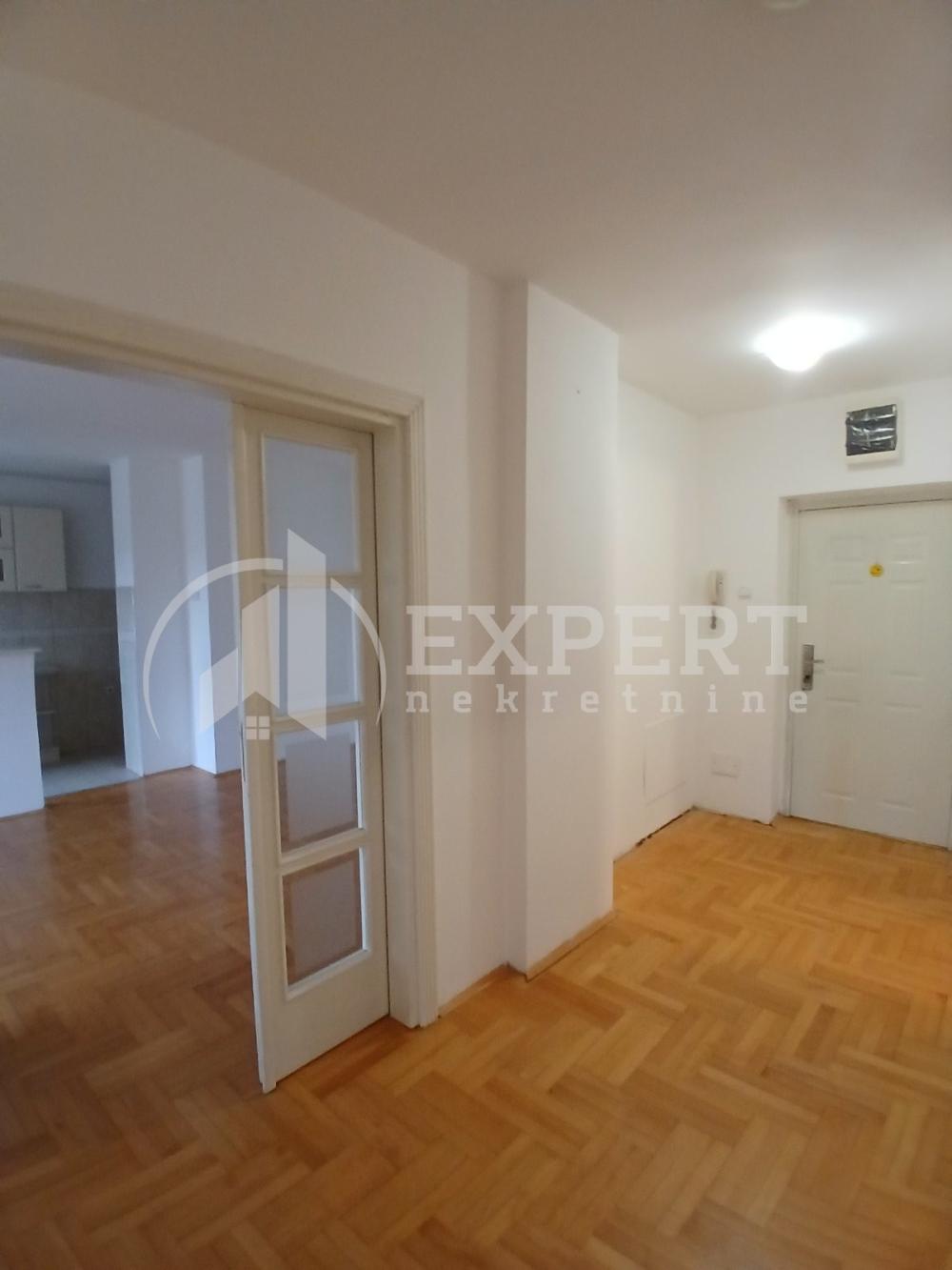 Slika 5 - Romanijska, Dvoiposoban stan za izdavanje, 72m2, 350€