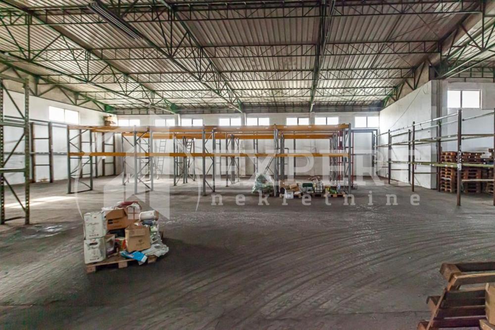 Slika 3 - Bubanjskih heroja,  Lokal za izdavanje, 1200m2, 3.000€