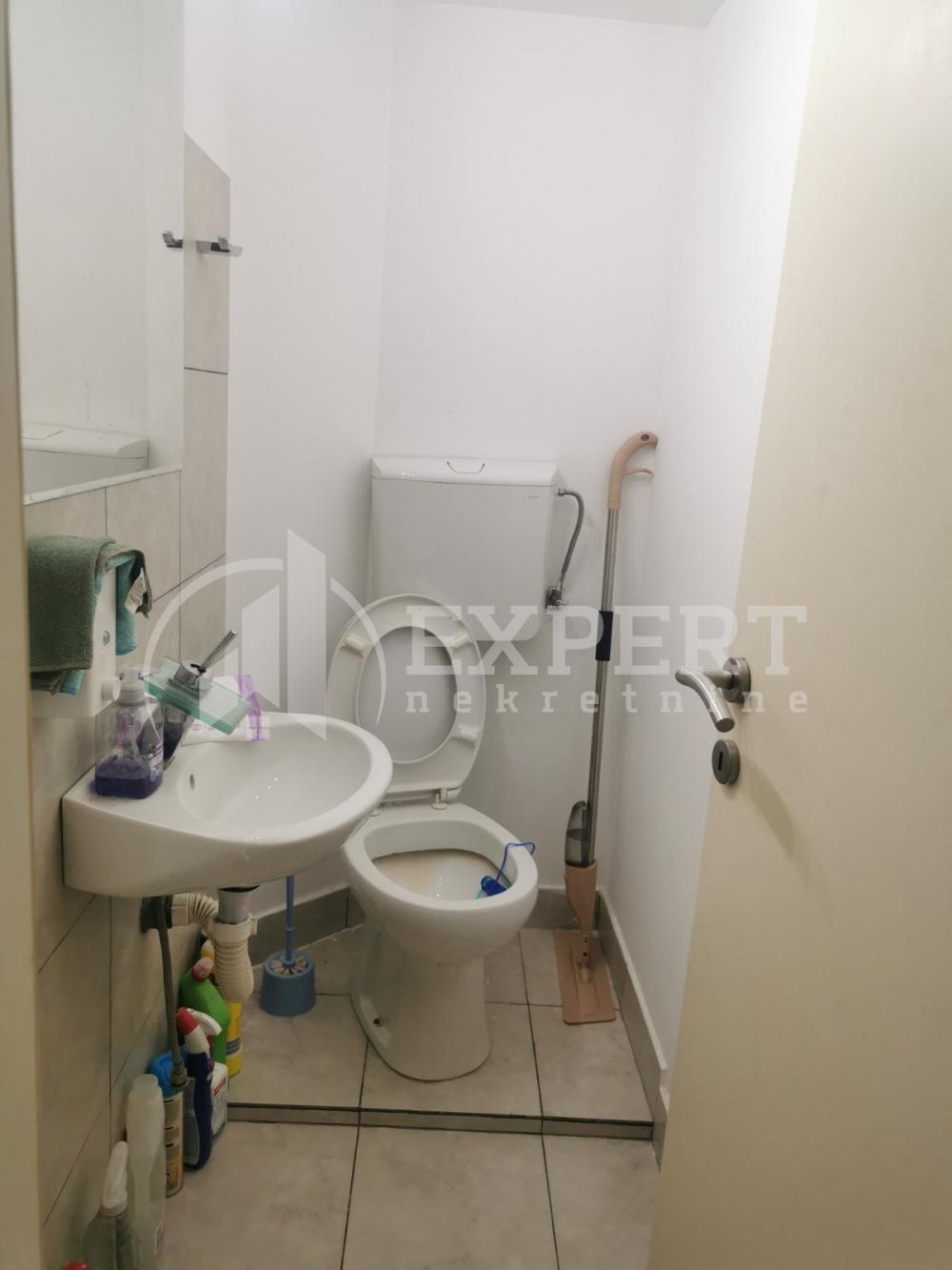 Slika 8 - Todora Milovanovića, Trosoban stan na prodaju, 75m2, 153.000€